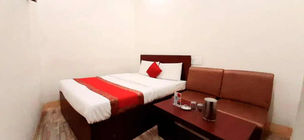 Luxmi Hotel