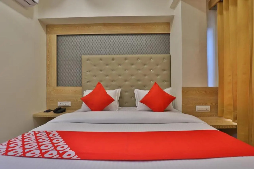 Hotel Acme by Sky Stays