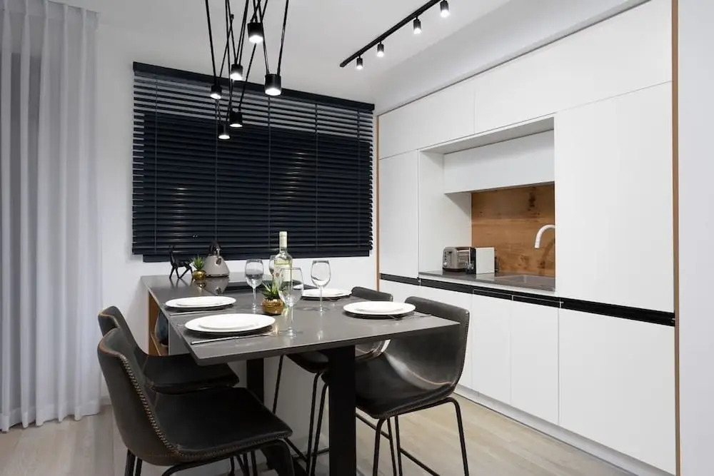 3BR Penthouse on Rothschild by HolyGuest