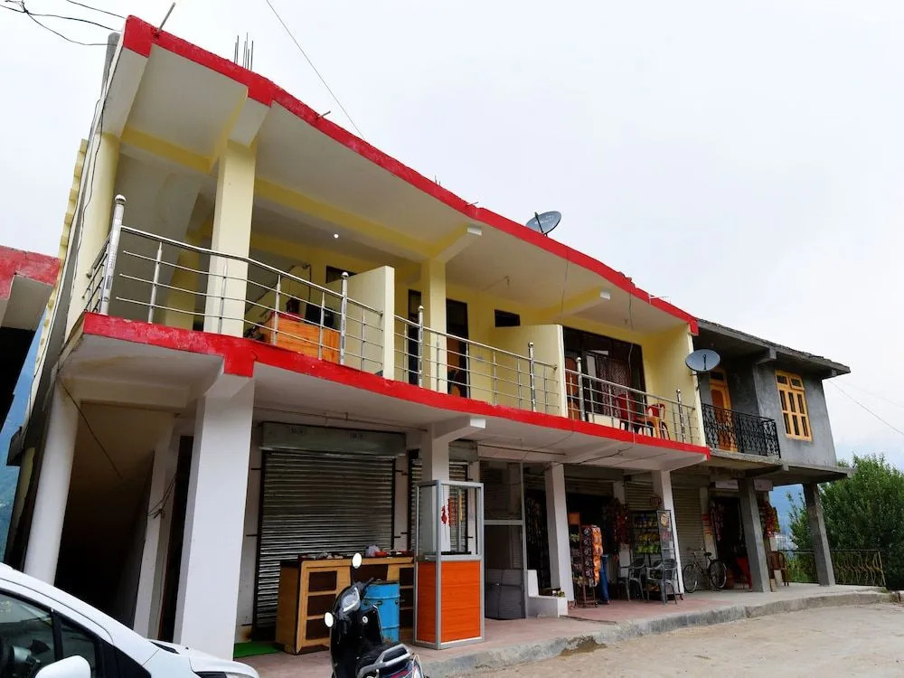 OYO 15028 Kalpana Homestay