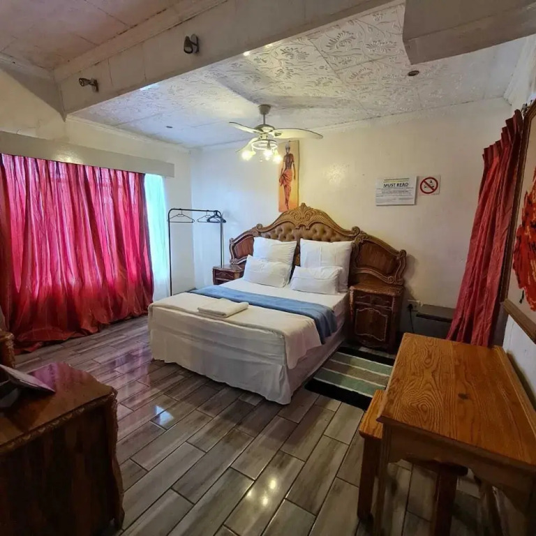 HostHub Guest House