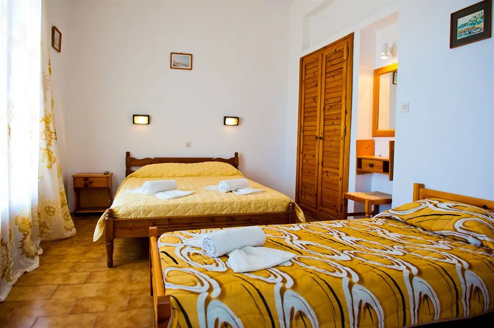 Camelia studios Skiathos Town