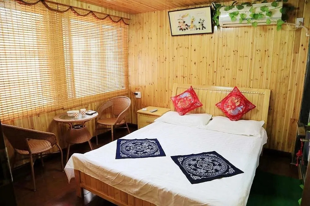 Wuzhen Yishui Hotel