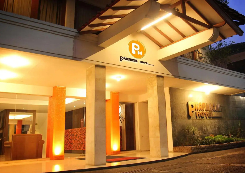 Mroom Prapancha