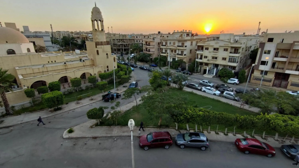 Lovely Studio in Private Villa with Garden View and Free Parking