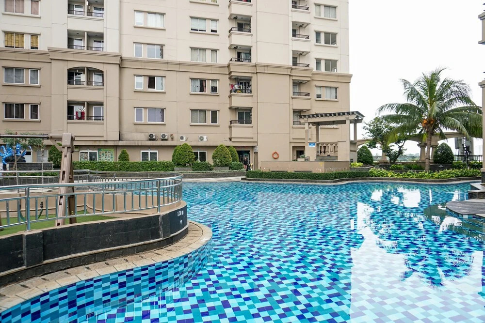 2BR Apartment Seaview with Workspace at Mediterania Marina Ancol