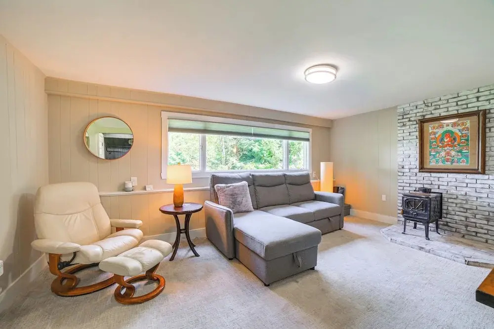 Inviting Vermont Home On Mount Ascutney