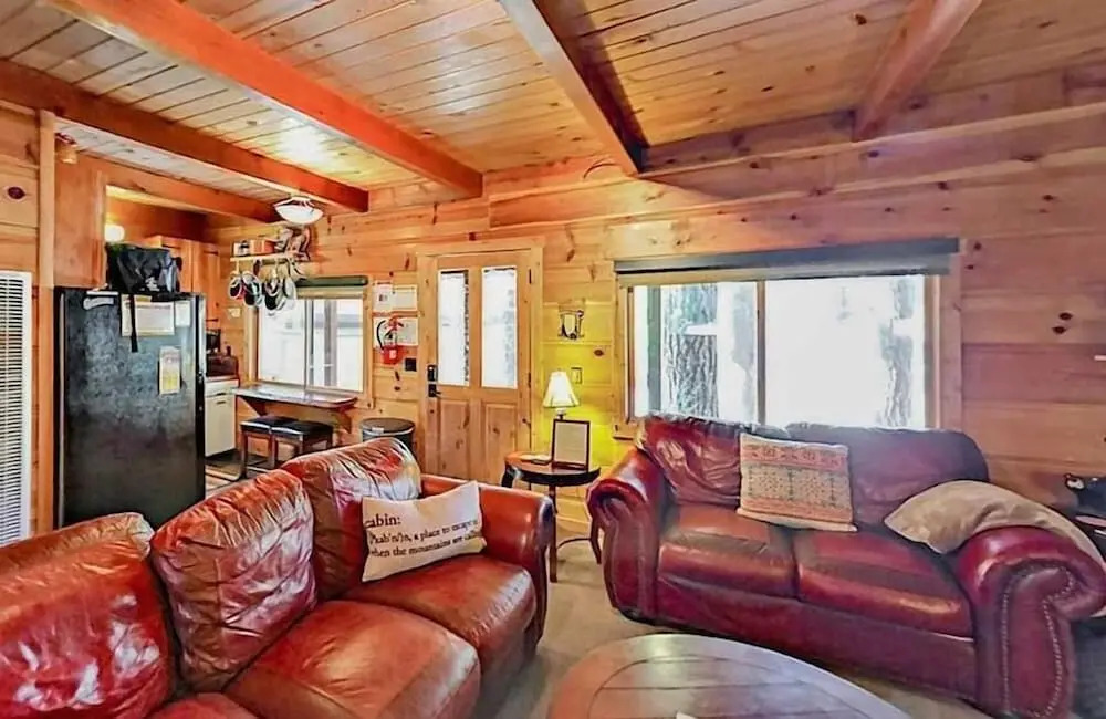 3988 Manzanita Avenue 2 Bedroom Cabin by RedAwning