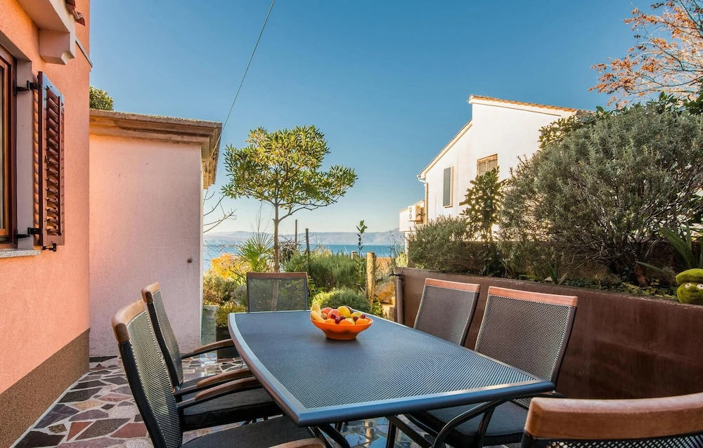Stunning Apartment in Njivice With Wifi and 2 Bedrooms
