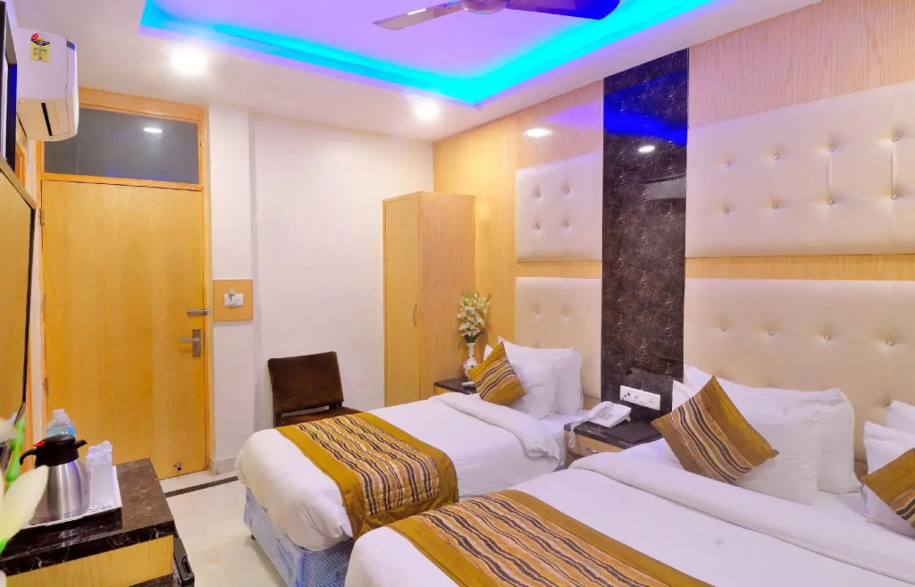Check In Room RK Ashram