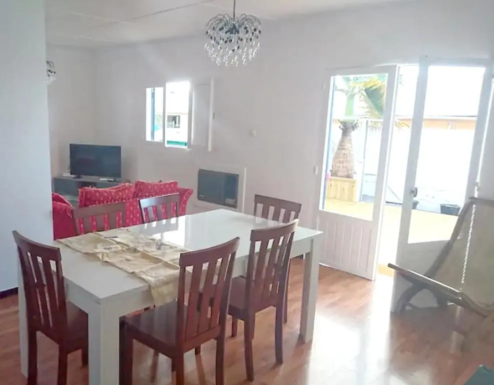 Maison de 2 chambres avec jardin clos et wifi a Sainte Clotilde
