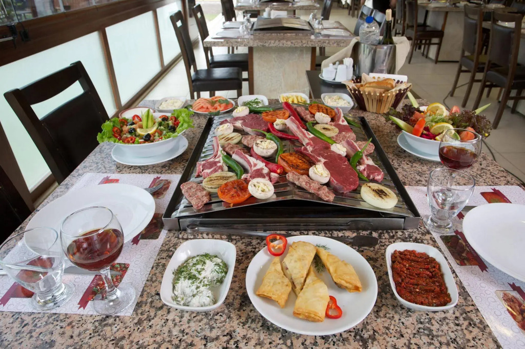 Bon Hotel City & Resort