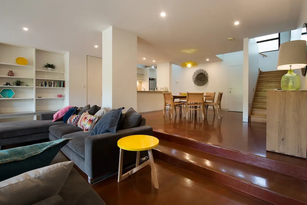 Lake Daylesford Lodge 3
