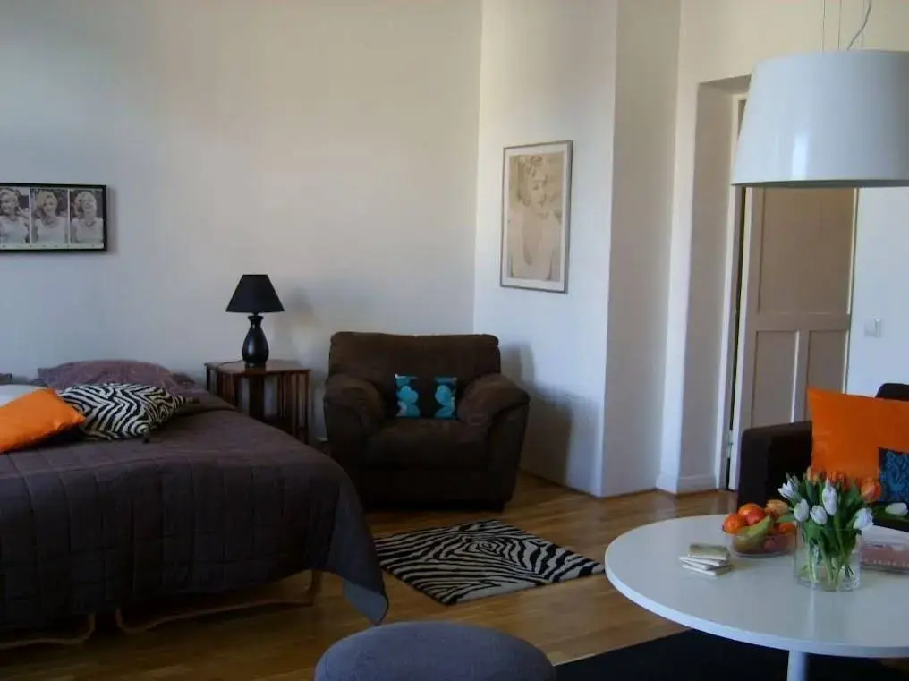 Essexhome Apartments