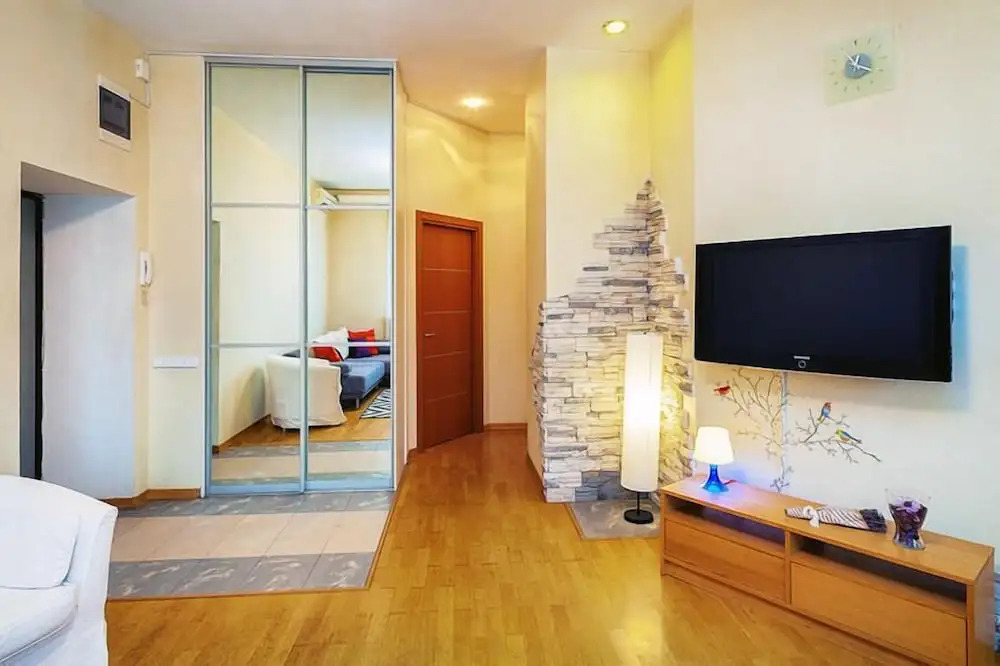 Апартаменты Lux, Смоленский бул., 7