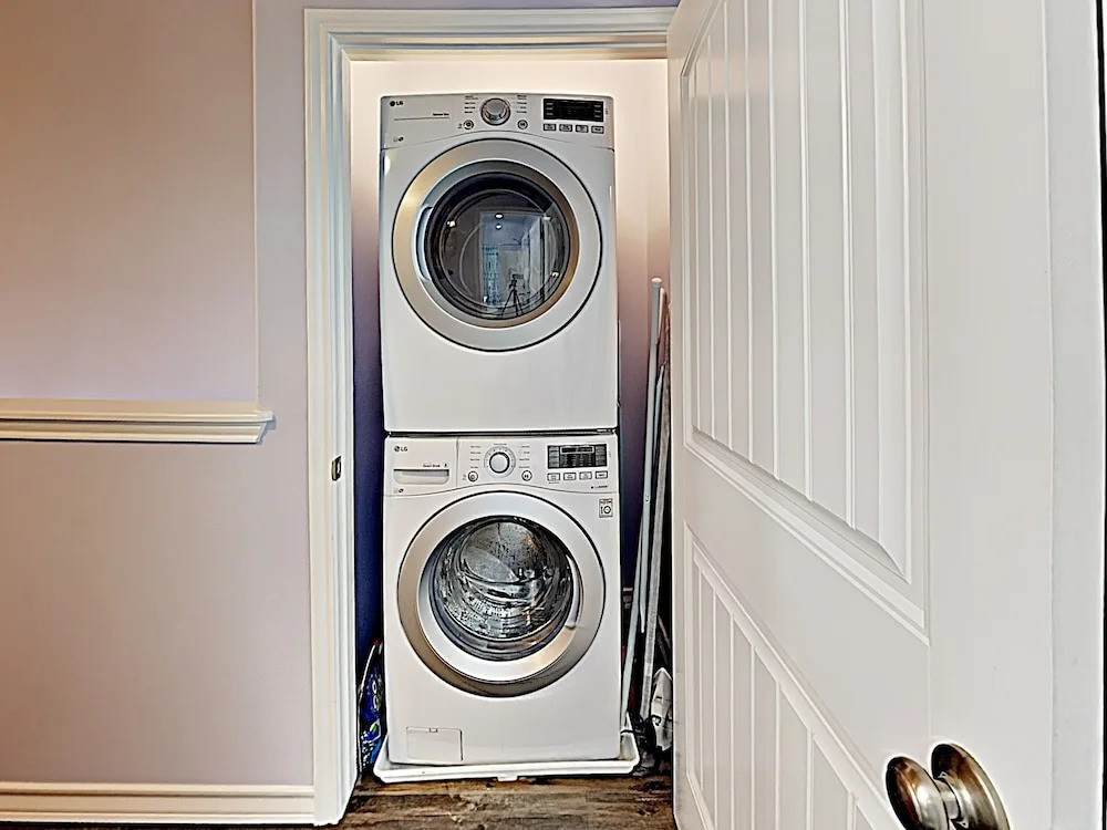 Sandy Retreat - 2 Br Condo