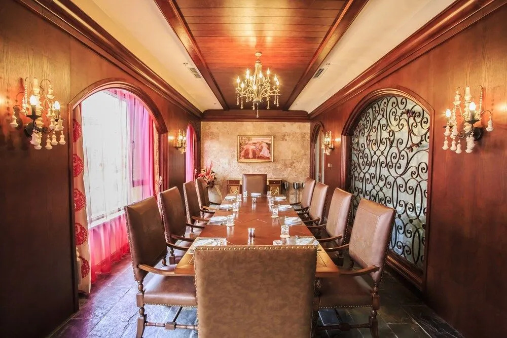 Orenda Teton Hotel