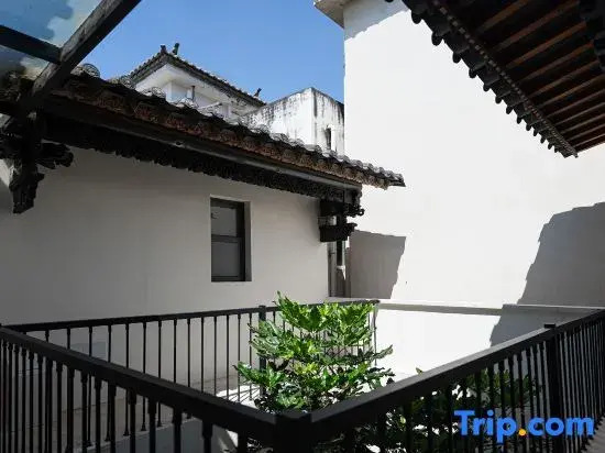 Sukiu Homestay