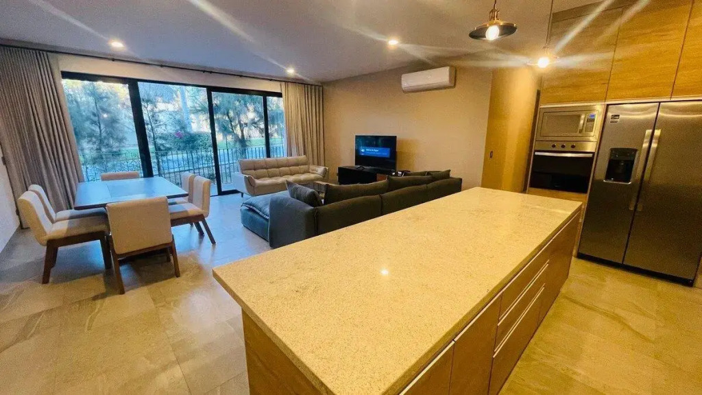 Espacioso Y Céntrico Condo, 5 Min Marina Csl