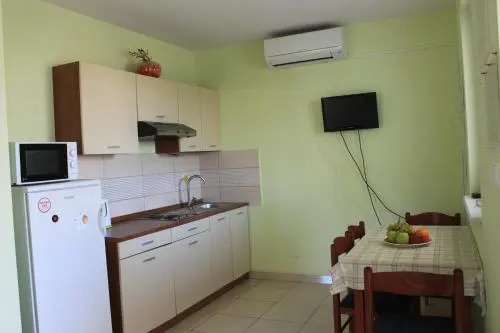 Summer house in Novalja