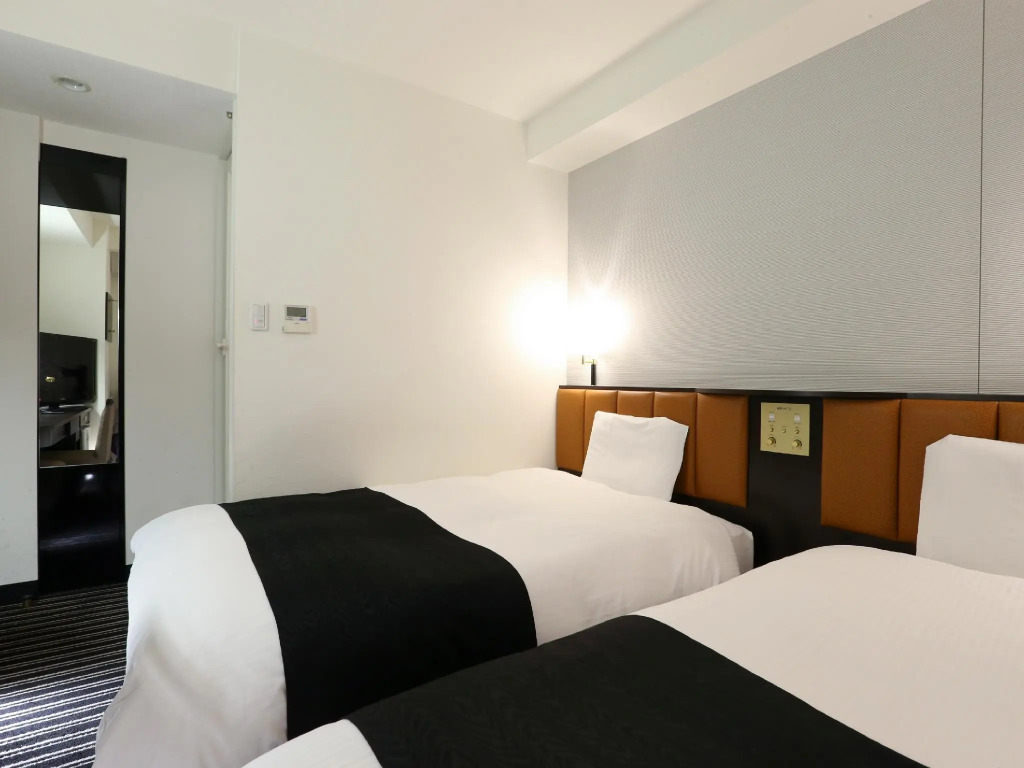 Отель Apa Hotel Mita Ekimae