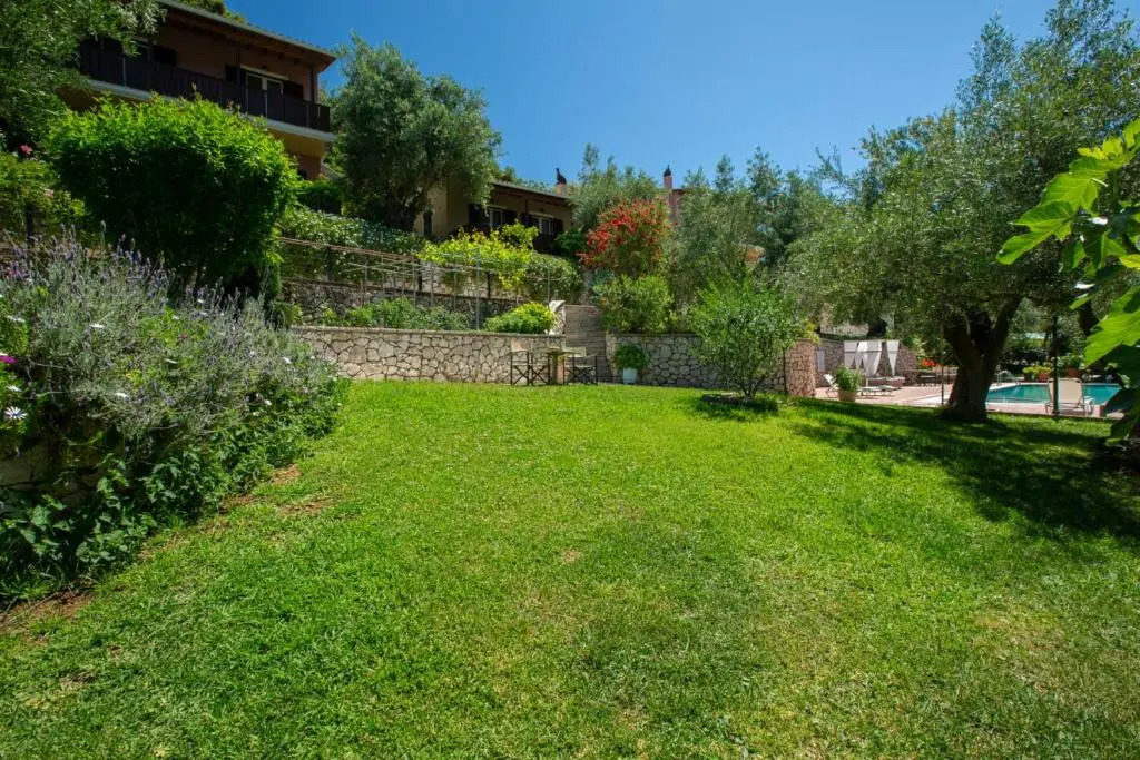 Evridikis Villas
