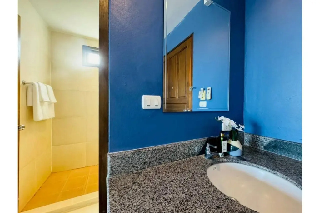 Sino Inn Phuket Hotel - SHA Plus