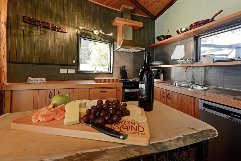 Taylors Bay Cottage