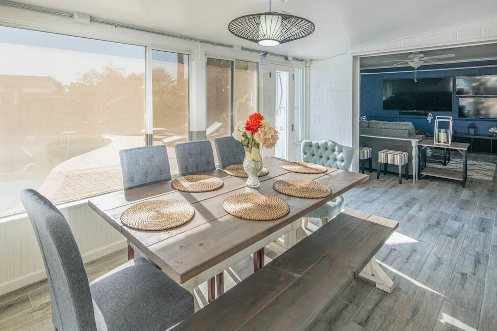 Exquisite 4BR Home near Old Town by WanderJaunt