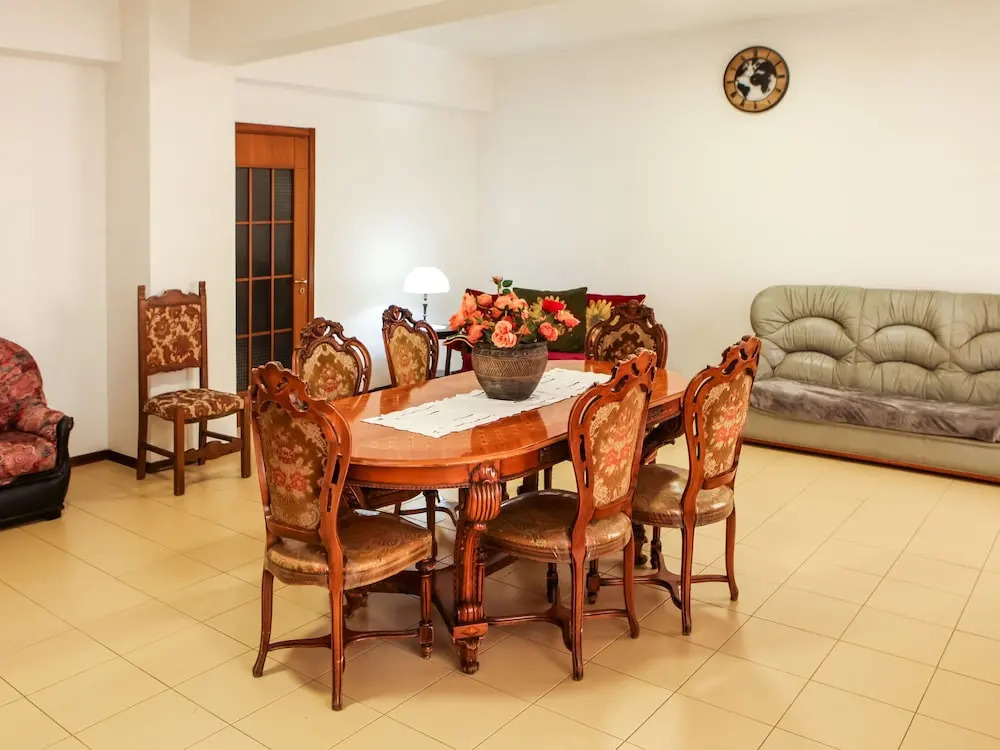 Graceful Apartment in Napoli With Balcony