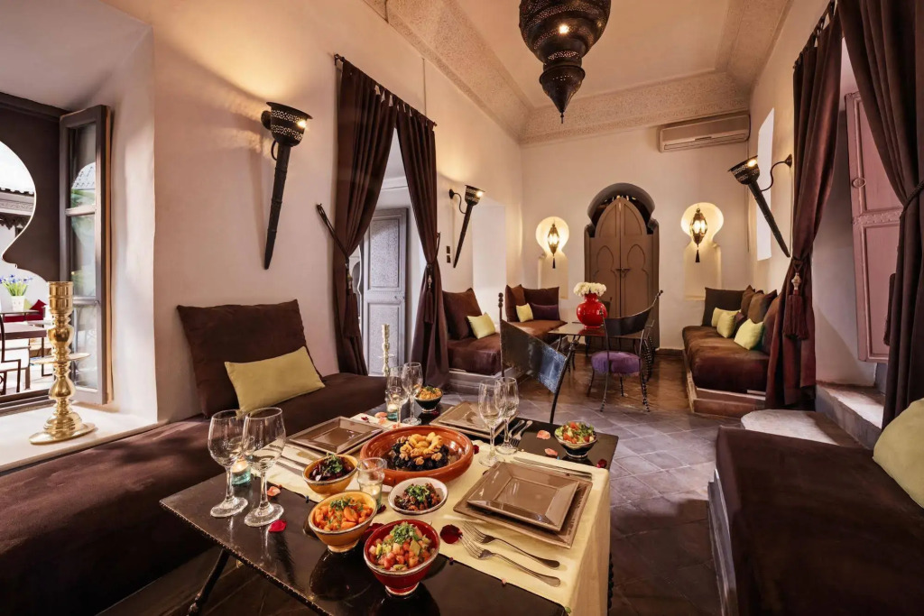 Riad Les Jardins dHenia