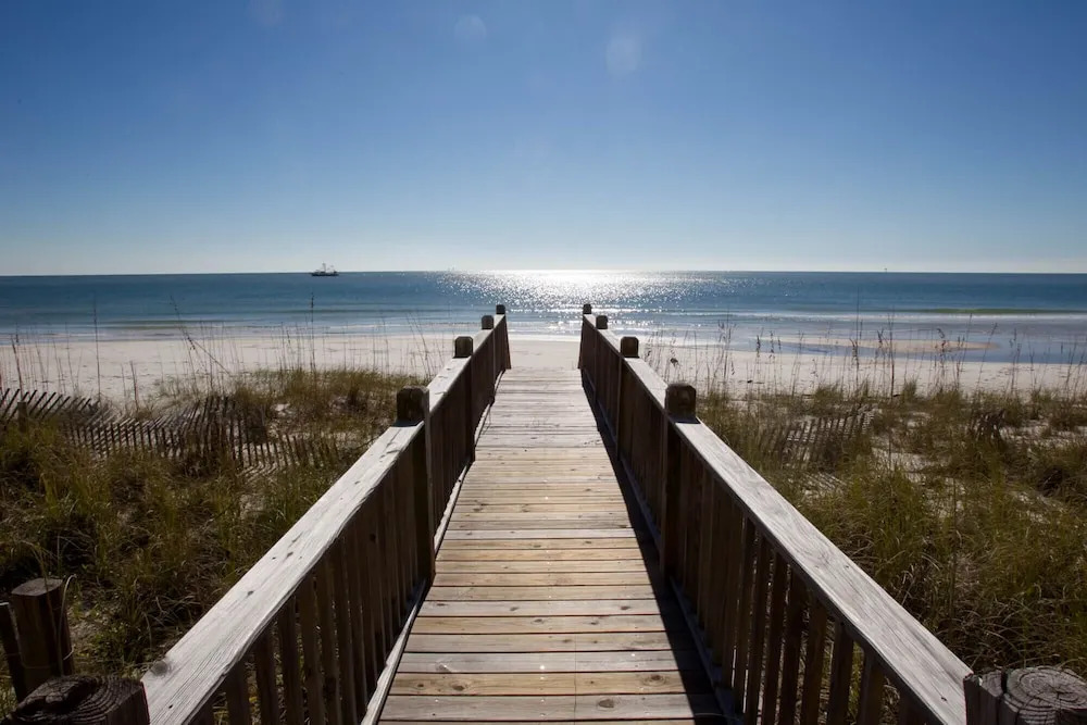 Serenity on the Shore 5 Bedrooms 4.5 Bathrooms Home