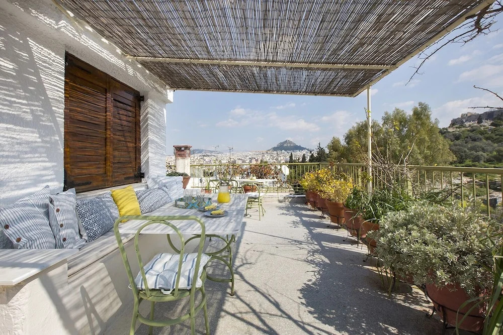 Amazing Two Storey Apartment - Thissio
