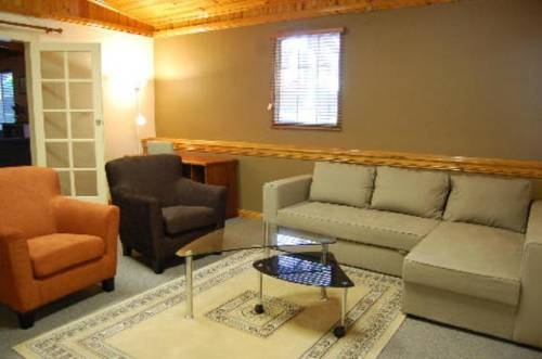 Whiteside Lodge