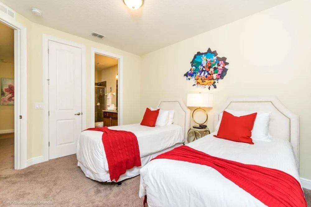 Luxury Villa 10 Bedrooms Private Pool Condo