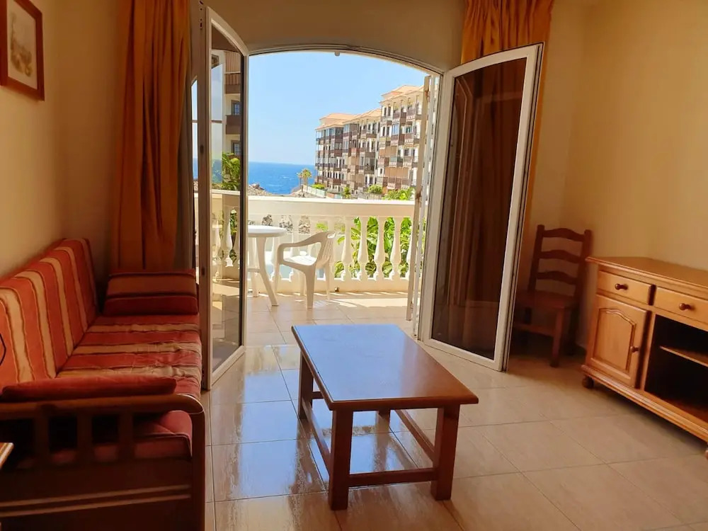 Studio in Costa del Silencio, With Wonderful sea View, Shared Pool, Furnished Terrace - 1 km From the Beach