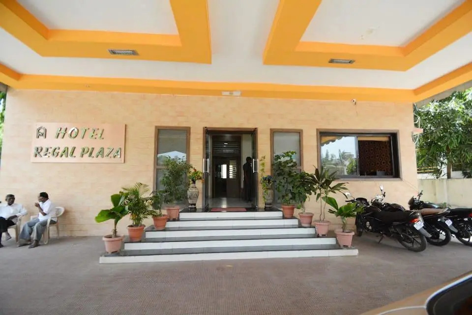 Hotel Regal Plaza