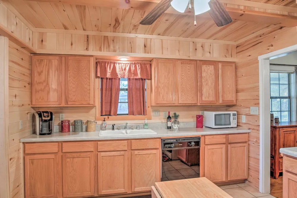 Ruidoso 'lil Mountain Getaway' w/ Golf Course View