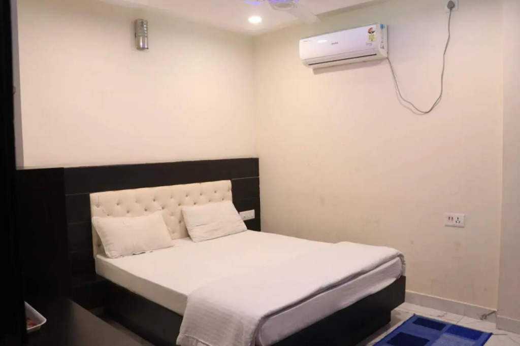 Hotel Raghuveer Residency