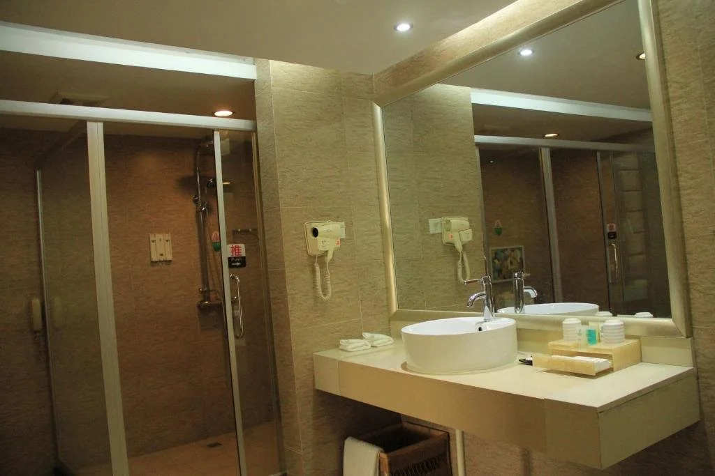 Sunland Hotel