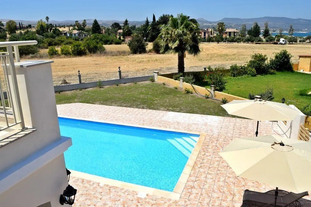 Villa Achilleas and Chrystalla