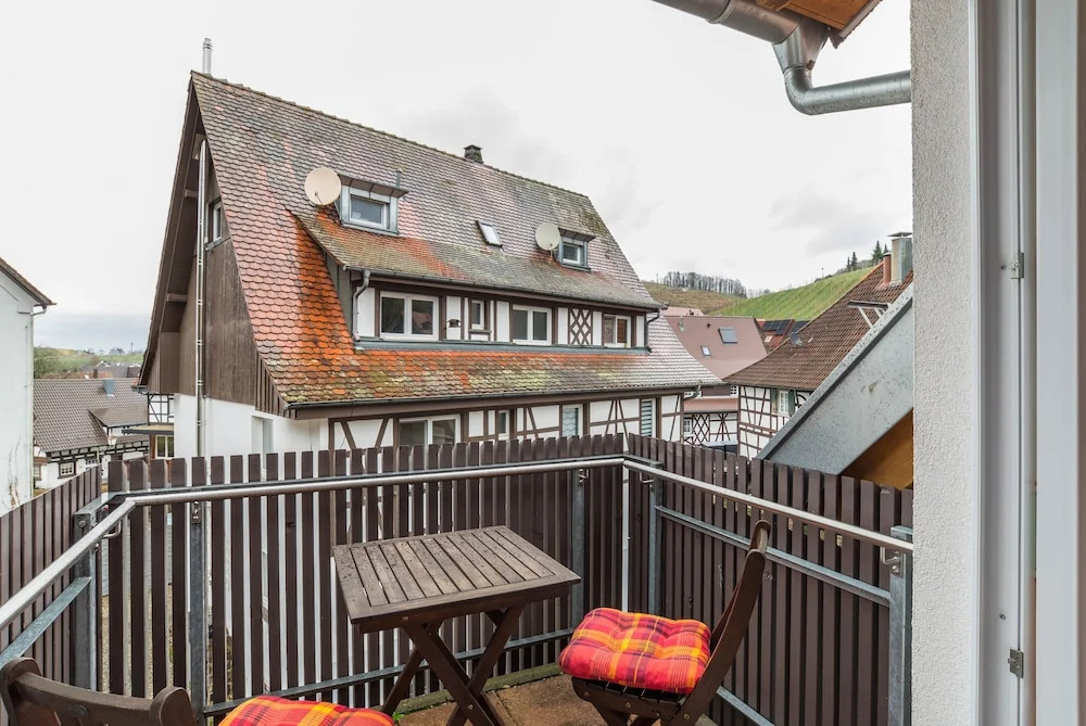 SCHUSTERjunge Aparthotel I Zentral I Studio Apartments I Küche & Bad I Parkplatz