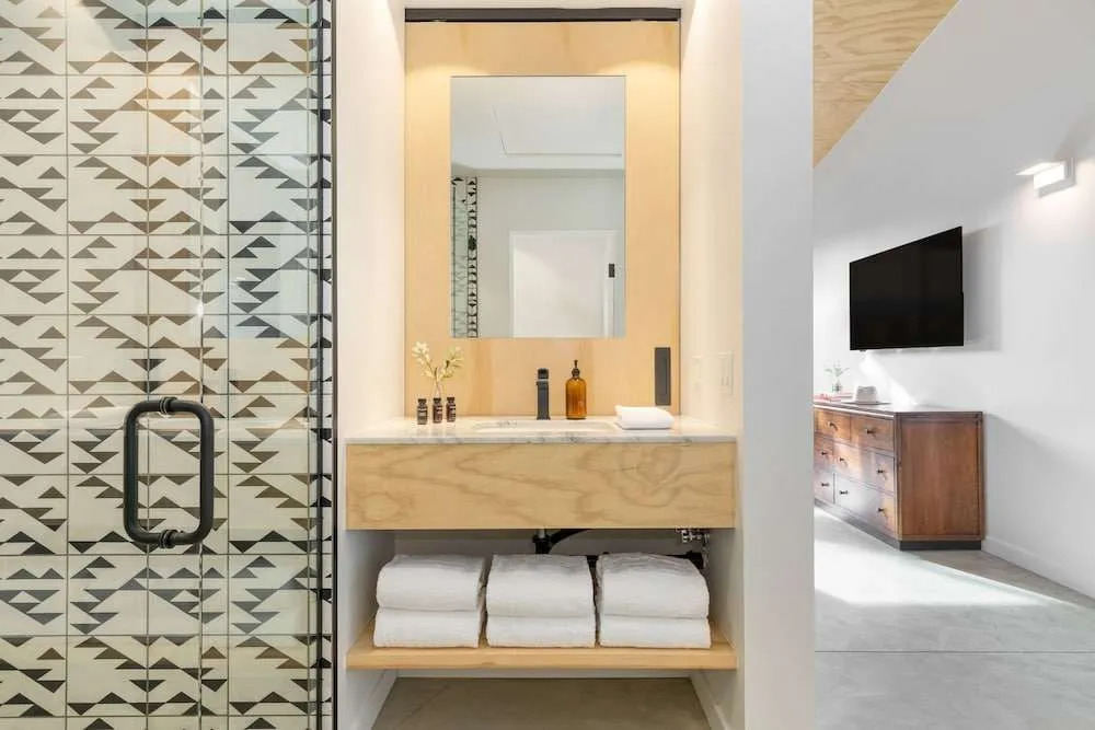 Blackhaus by AvantStay