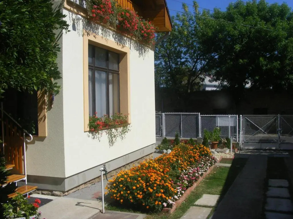 Napfény Apartmanház