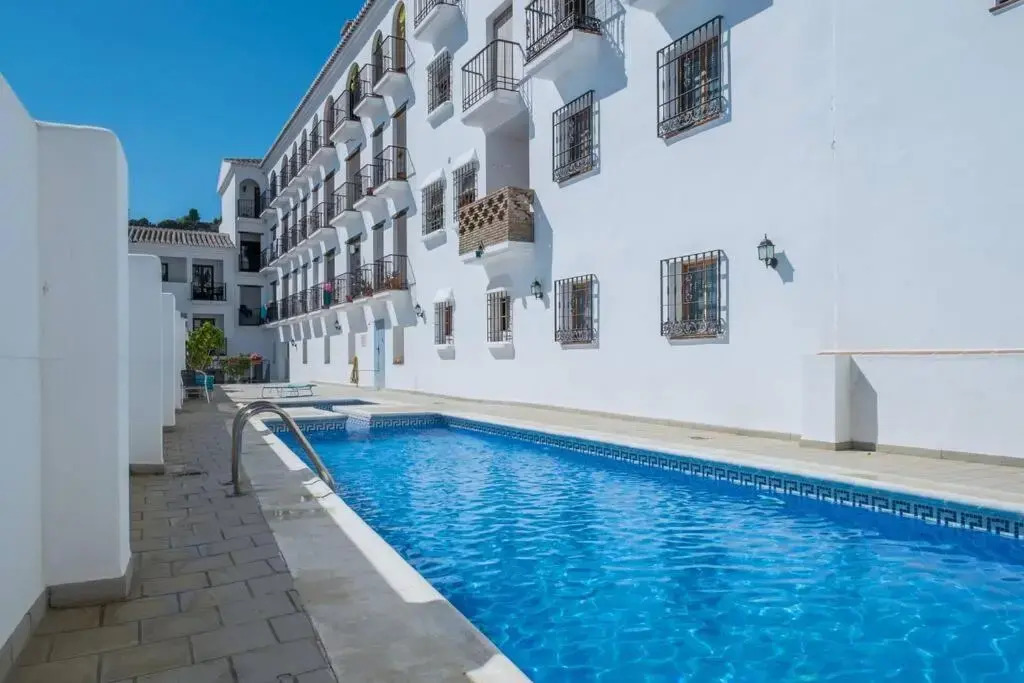 Bonito apartamento Piscina Wifi