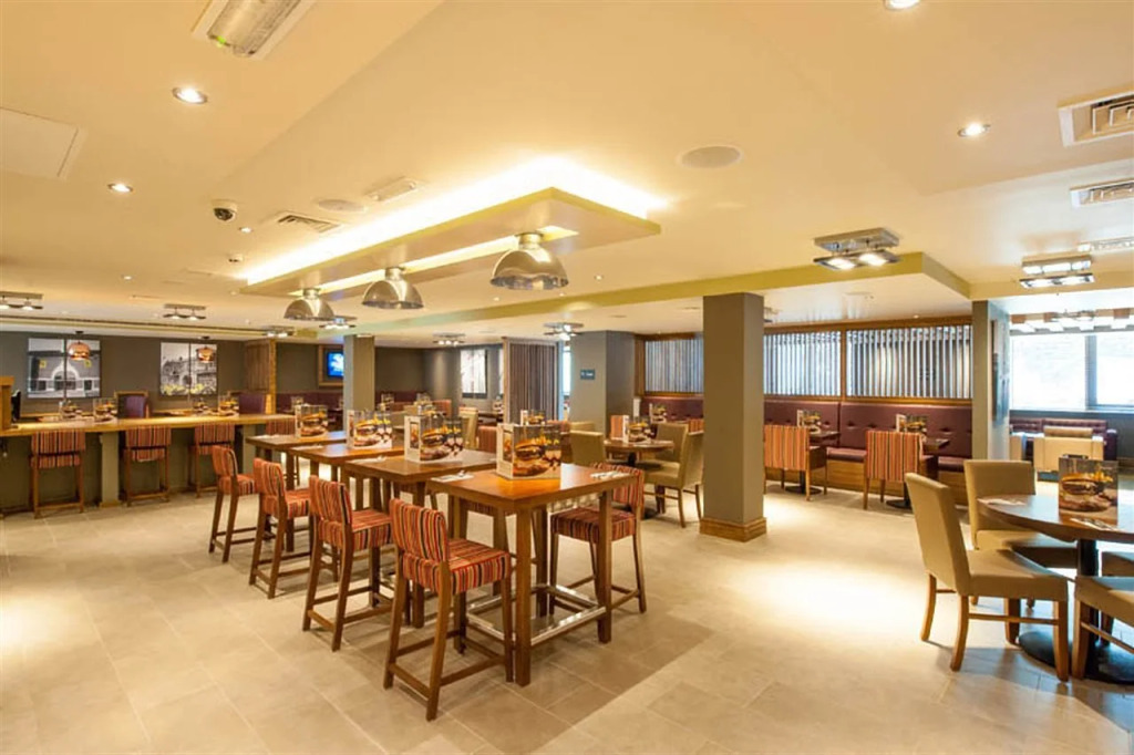 Premier Inn London Hendon - The Hyde