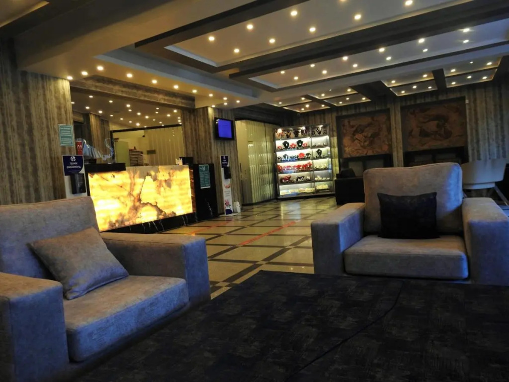 INN TOWN HOTEL