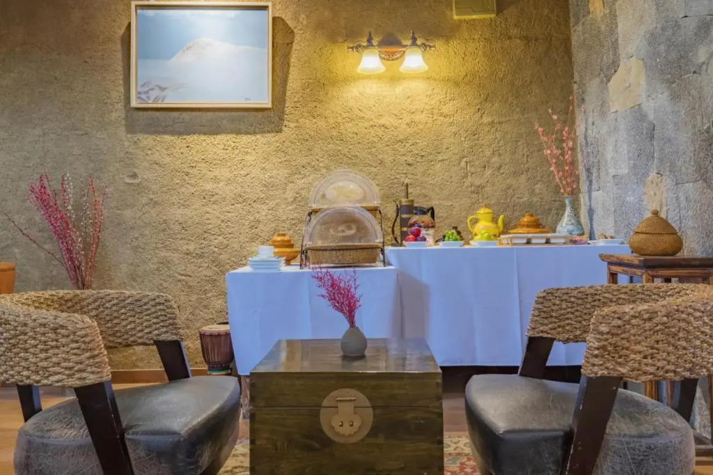 Arro Khampa By Zinc Journey Shangri-la