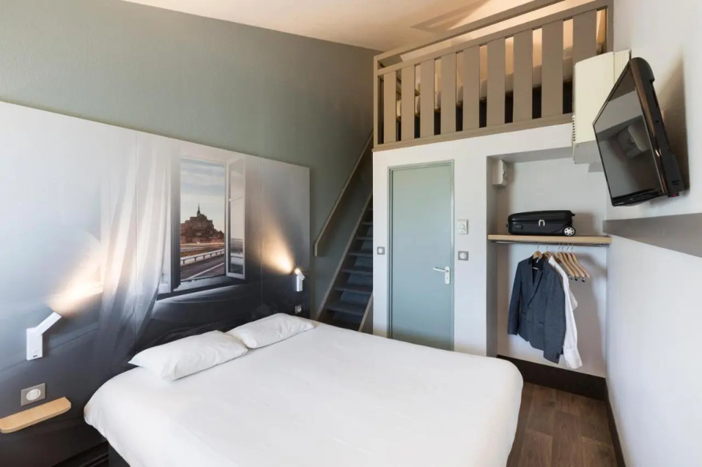 B&B HOTEL AVRANCHES Baie du Mont St-Michel