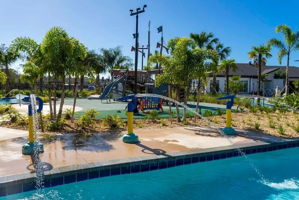 Magnificient 4Bd W/ Pool @ Storey Lake Resort 2648